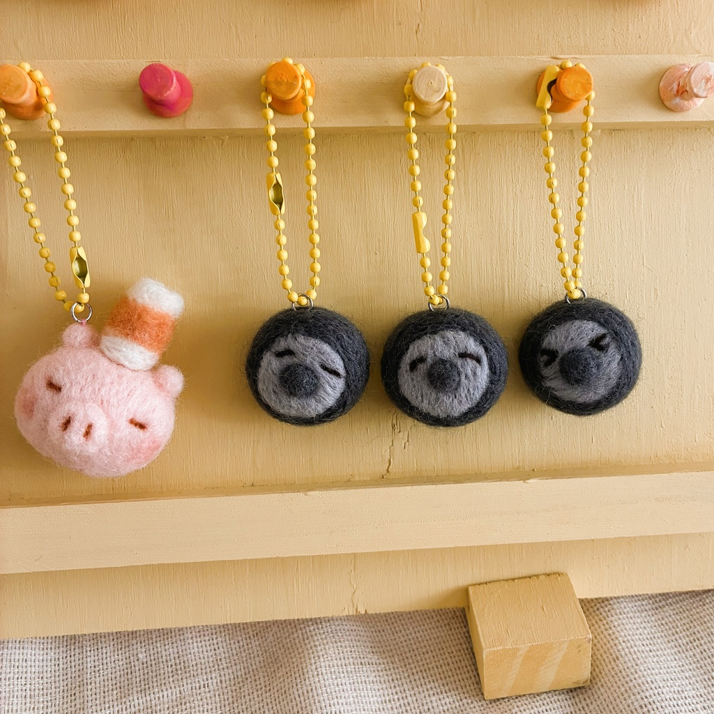 羊毛フェルトのブタのかお(ストラップ)