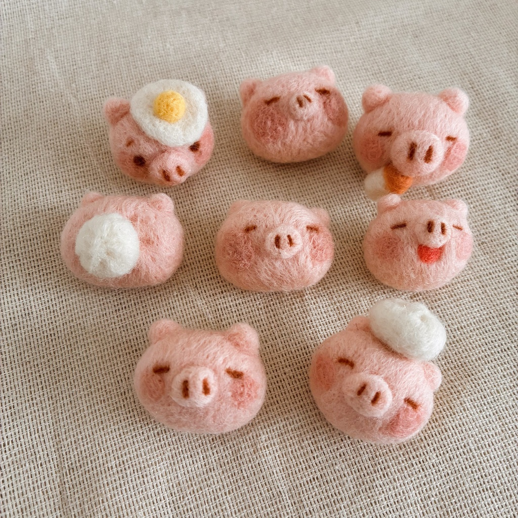 羊毛フェルトのブタのかお(ブローチ)