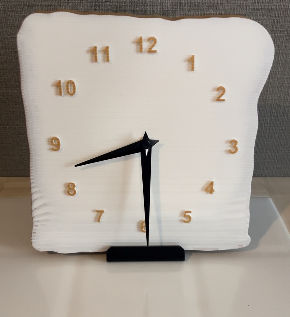 かわいい食パンの時計