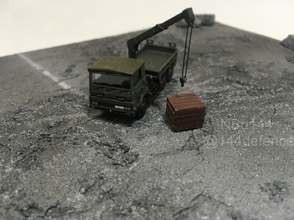 【1/144 自衛隊】3 1/2tトラック作業装置付
