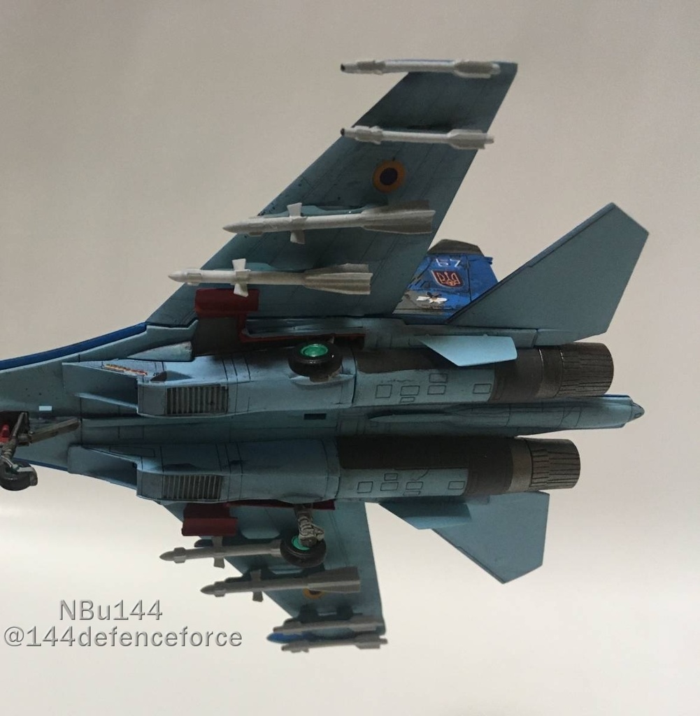 【1/144 フランカー向け】主翼ミサイルパイロンセット