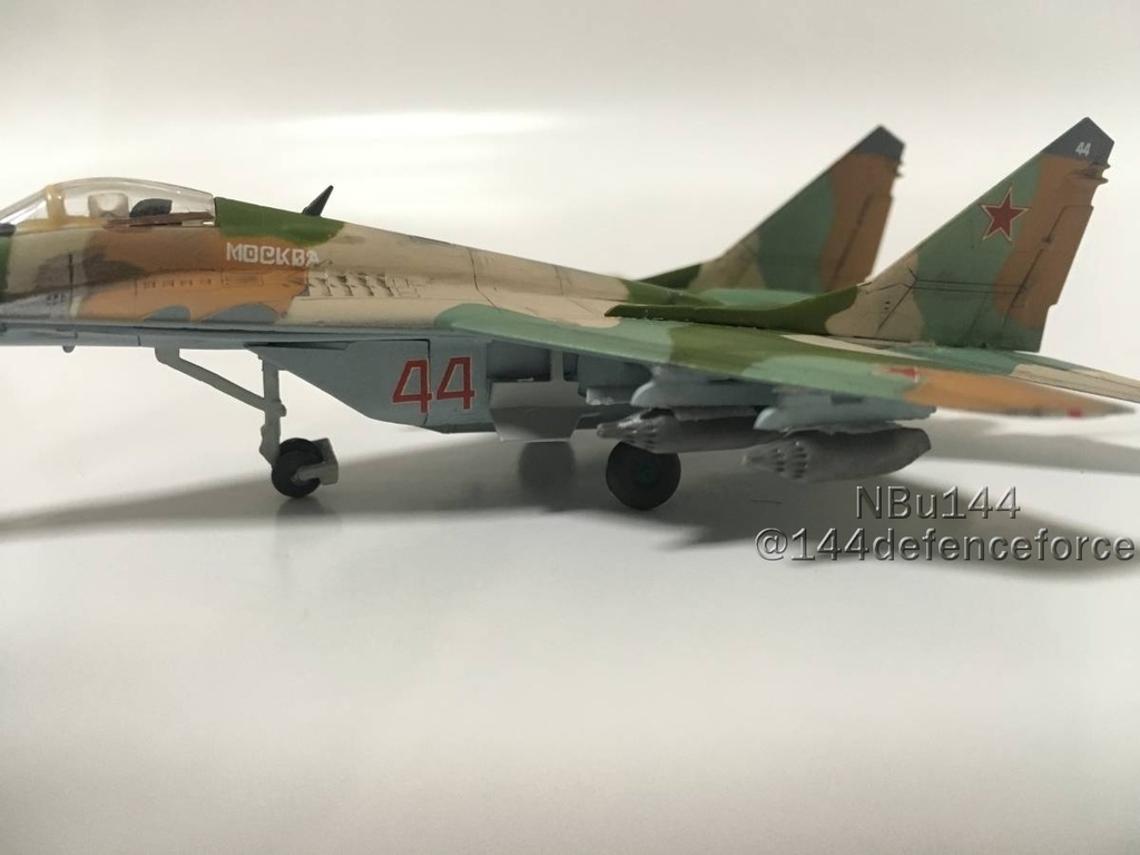 【1/144 ロシア機向け】UB-32ロケットポッド(A) 4発セット