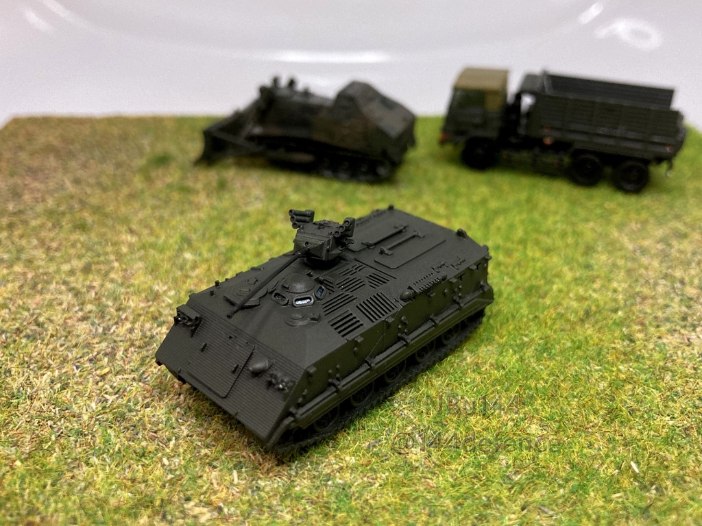 【1/144 陸上自衛隊】試作73式装甲車 コマツ案(SUBⅡ-Ⅱ)
