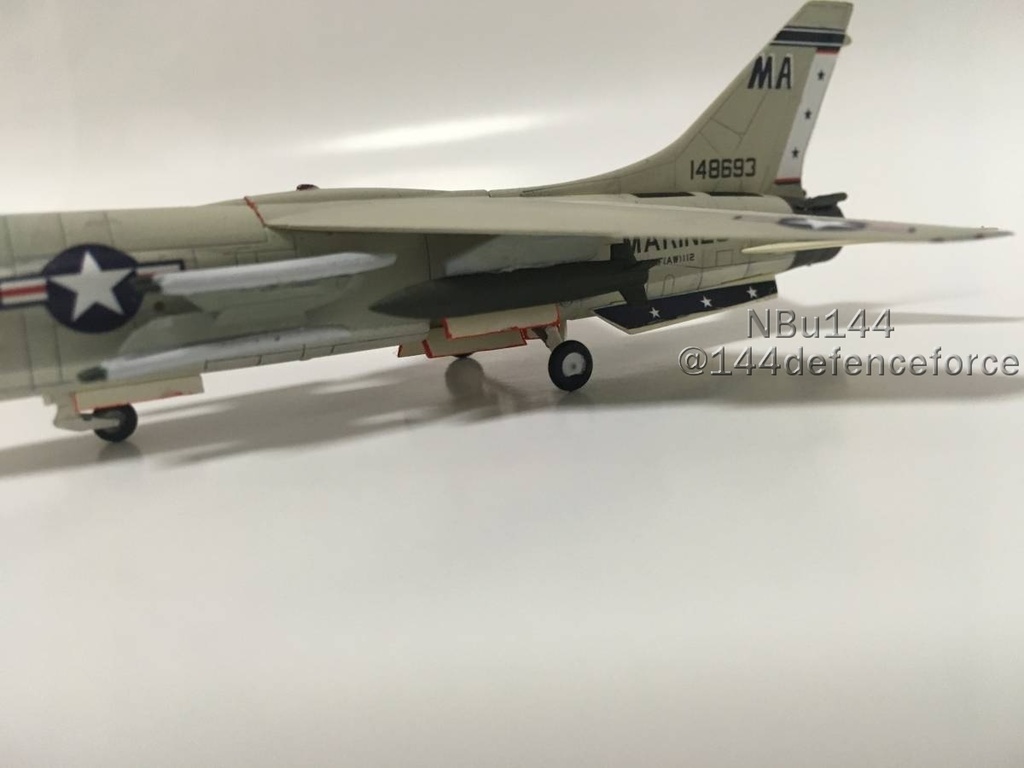 【1/144 F-8クルセイダー向け】ズーニーロケット弾二連ランチャー 4発セット