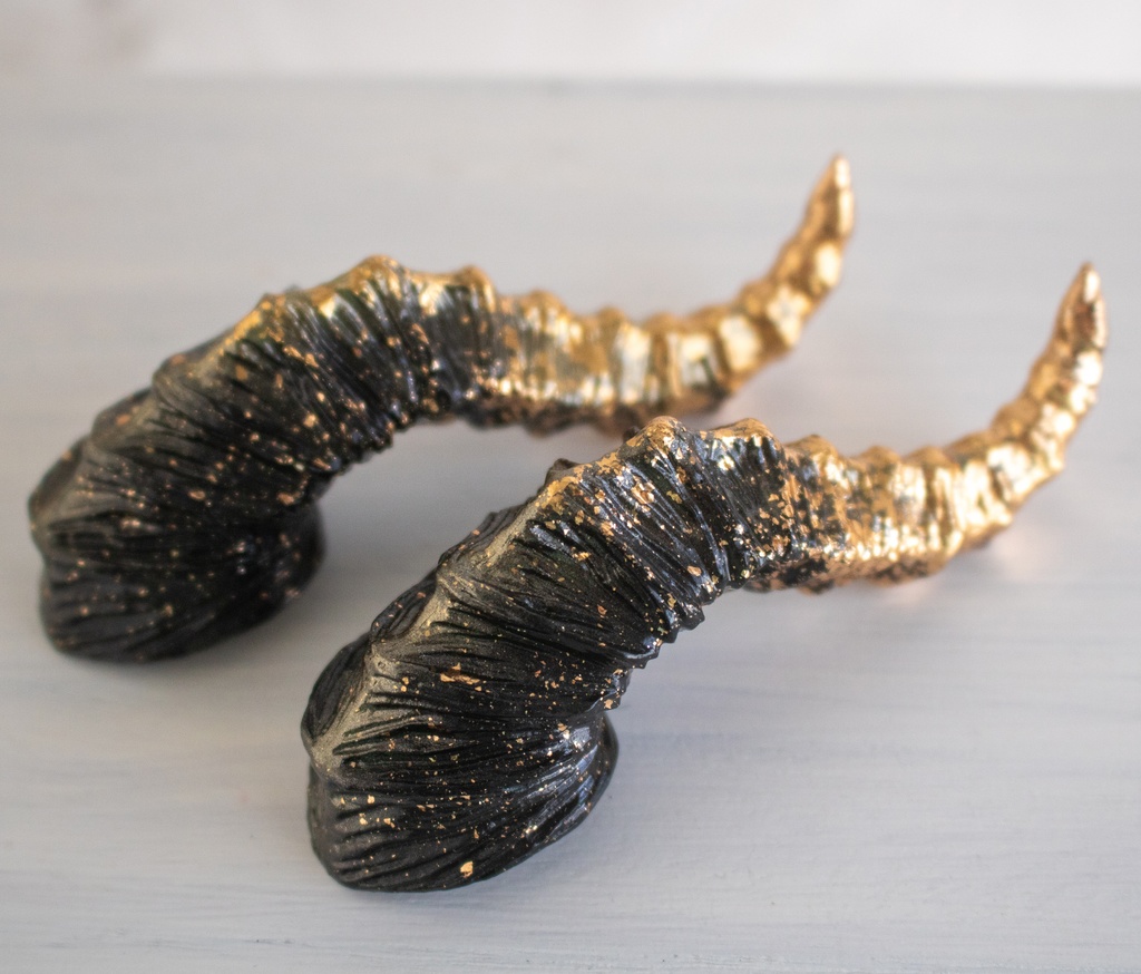 悪魔のツノ 3colors