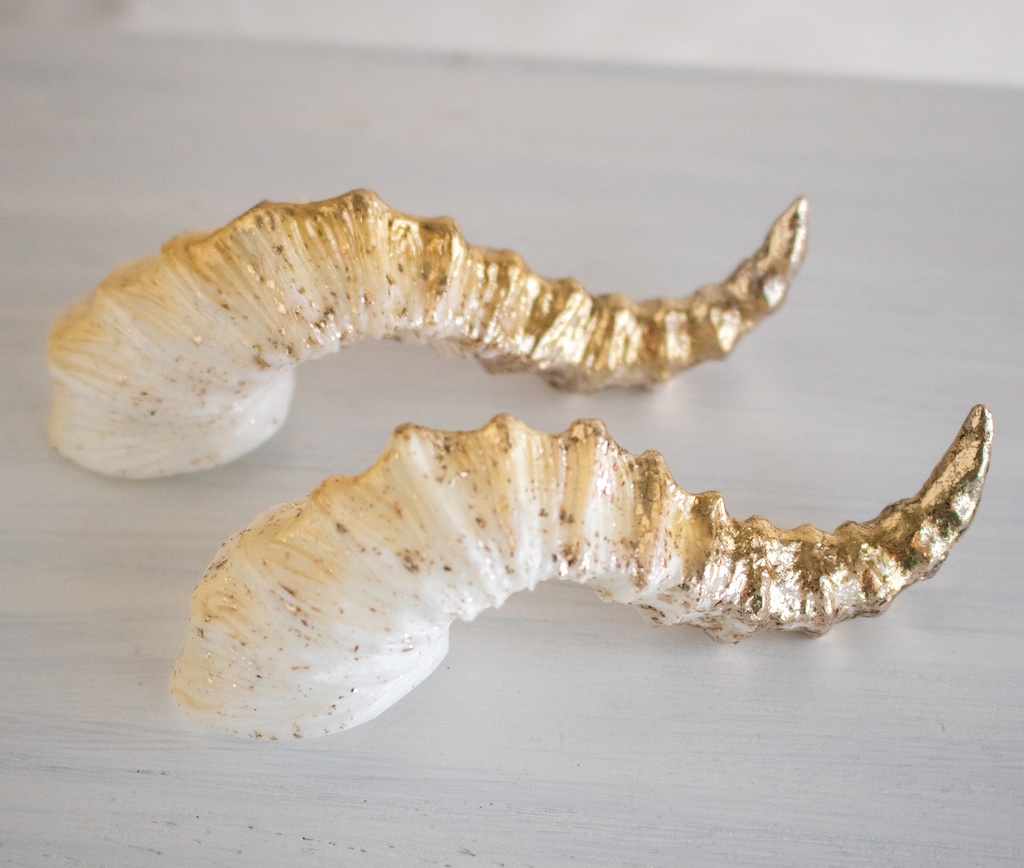 悪魔のツノ 3colors