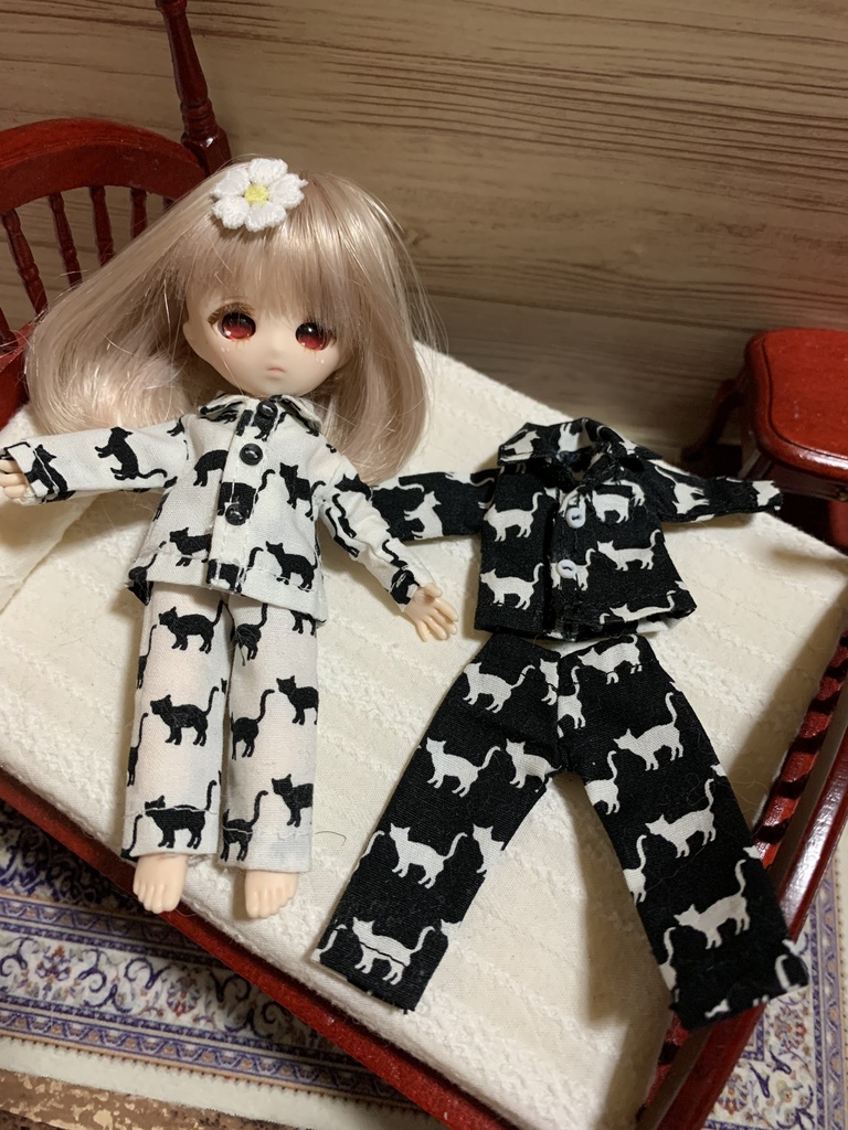 にゃんこパジャマ 白
