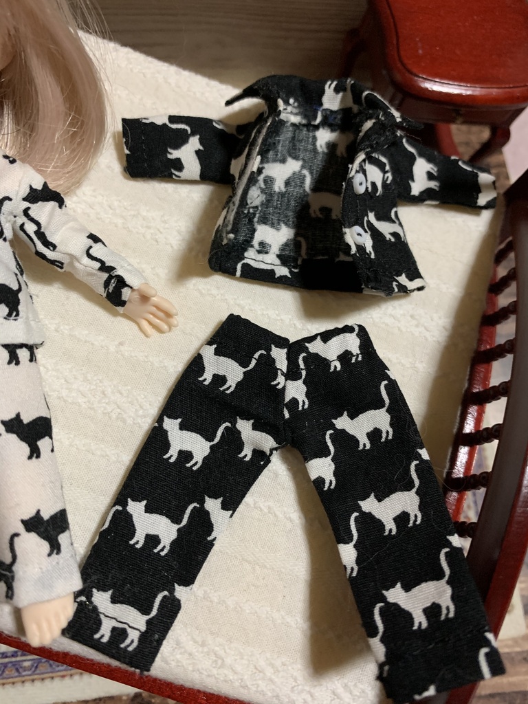 にゃんこパジャマ 白