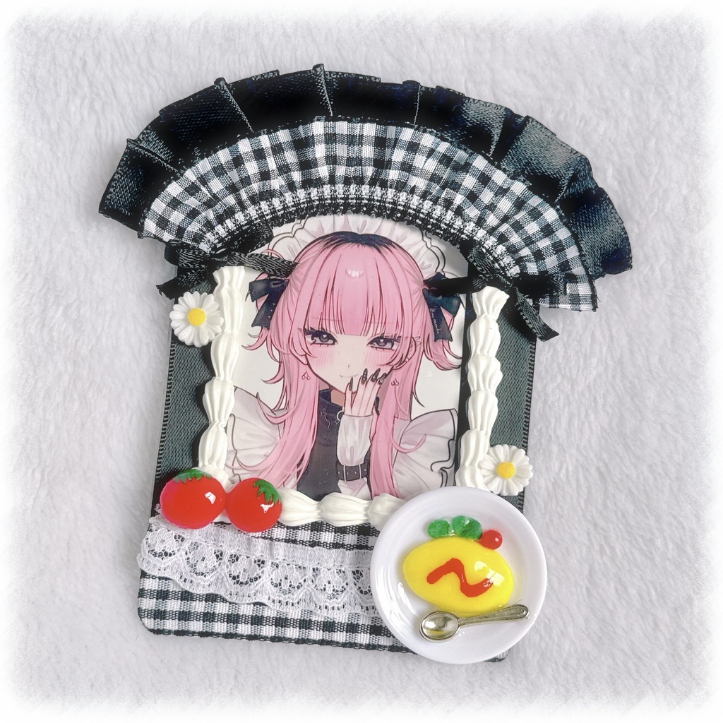 メイドさん風デコケース