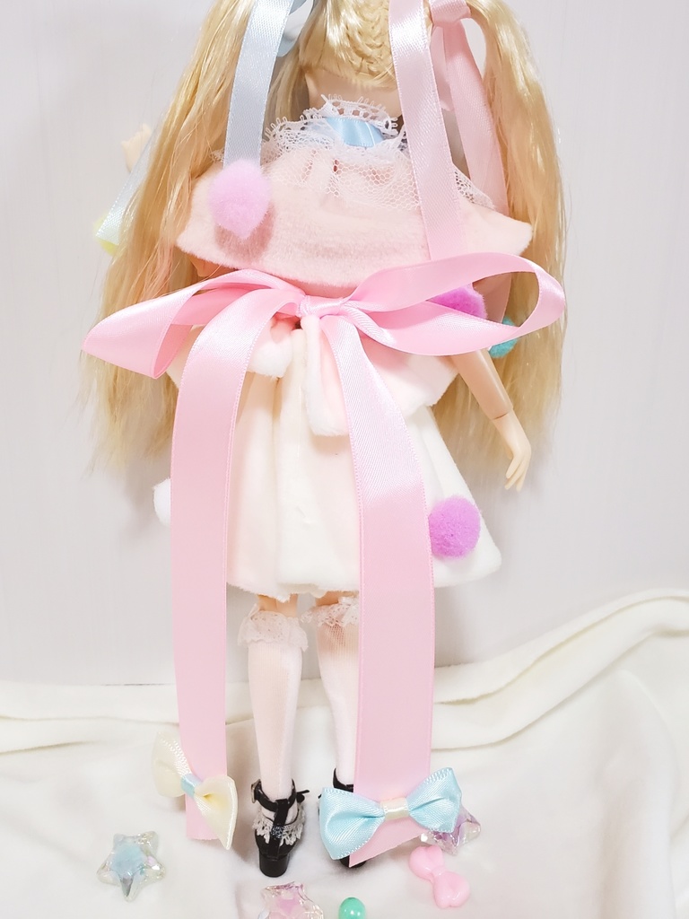 【1/6サイズ用ドール服】ふわふわ♡ゆめかわアイドル♡ワンピ&ケープ