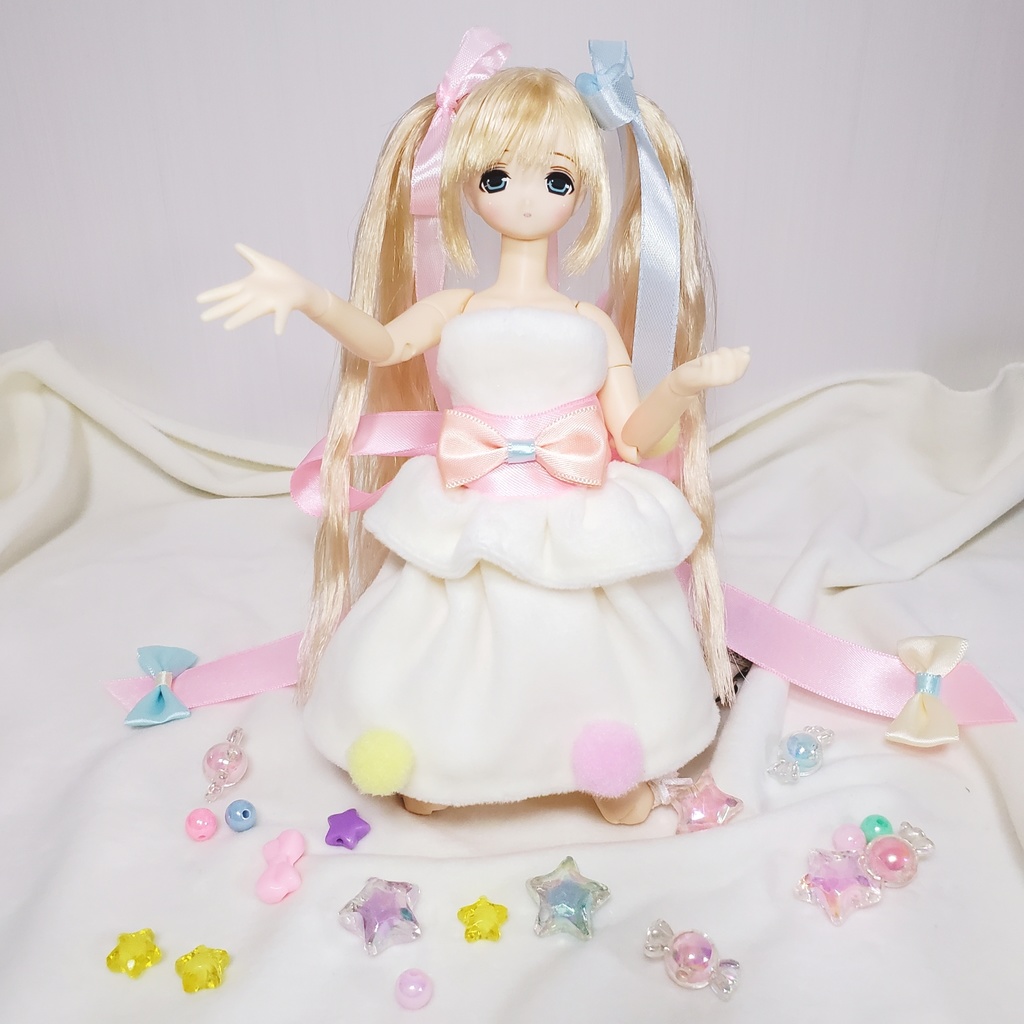 【1/6サイズ用ドール服】ふわふわ♡ゆめかわアイドル♡ワンピ&ケープ