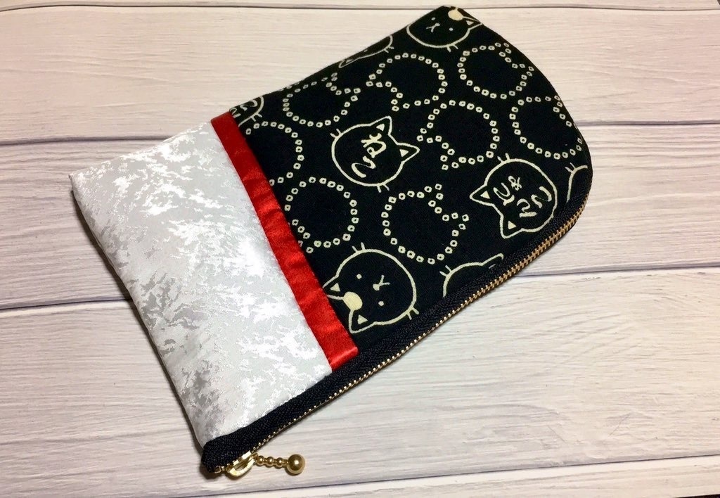 【刀剣乱舞】南泉一文字イメージL字型ファスナーポーチ