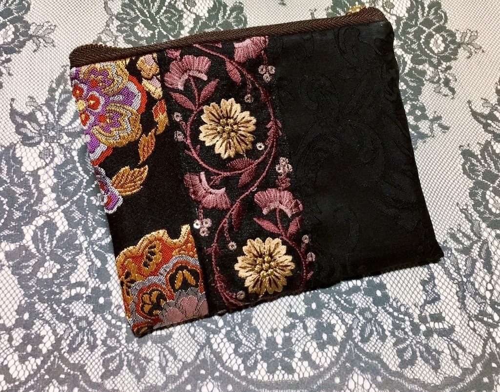 【刀剣乱舞】大倶利伽羅イメージフラットポーチ