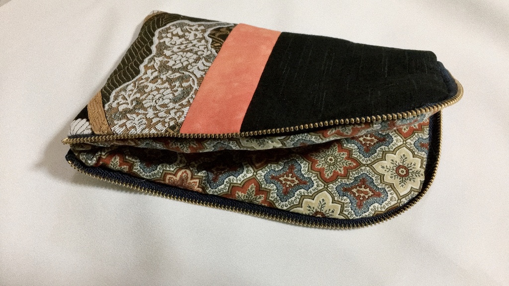 【刀剣乱舞】豊前江イメージL字型ファスナーポーチ