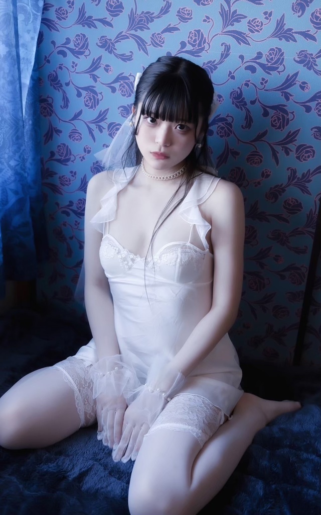 珠かな子×悠歌ミニ写真集「水琴窟の雫」