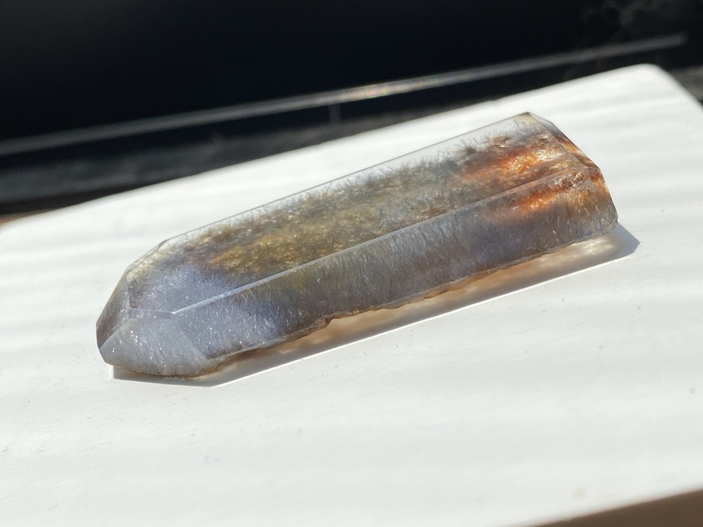 デュモルチェライトインクォーツ