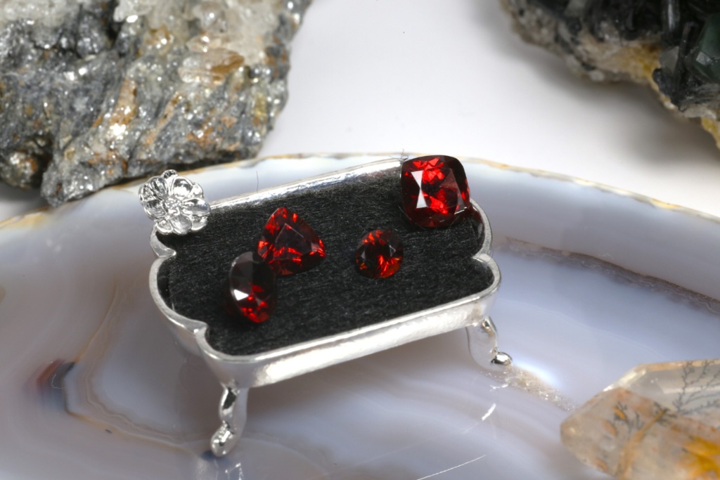 刻印入り宝石トレイ