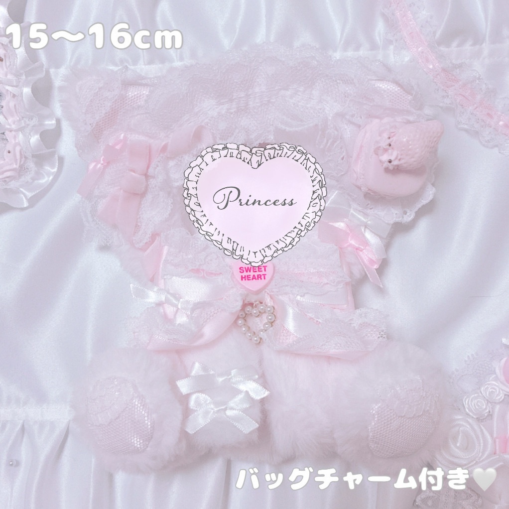【ピンクマカロンちゃん】おすわりぬい服 15cm 【バッグチャーム付き】