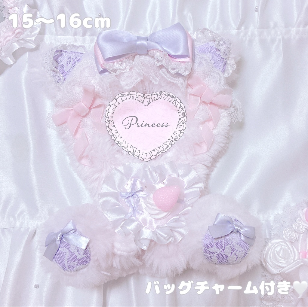 【いちごクッション♡ピンクねこちゃん】 おすわりぬい服 15cm 【バッグチャーム付き】
