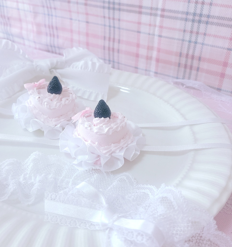 【ハートケーキヘッドドレス】15～16cm 黒いちご ピンク ぬい服 