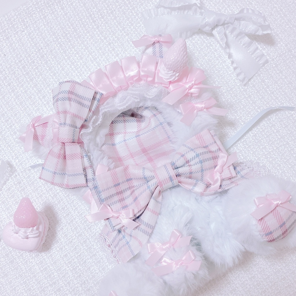 【甘ロリチェック♡水色ねこ】おすわりぬい服 16cm ハンドメイド ピンク