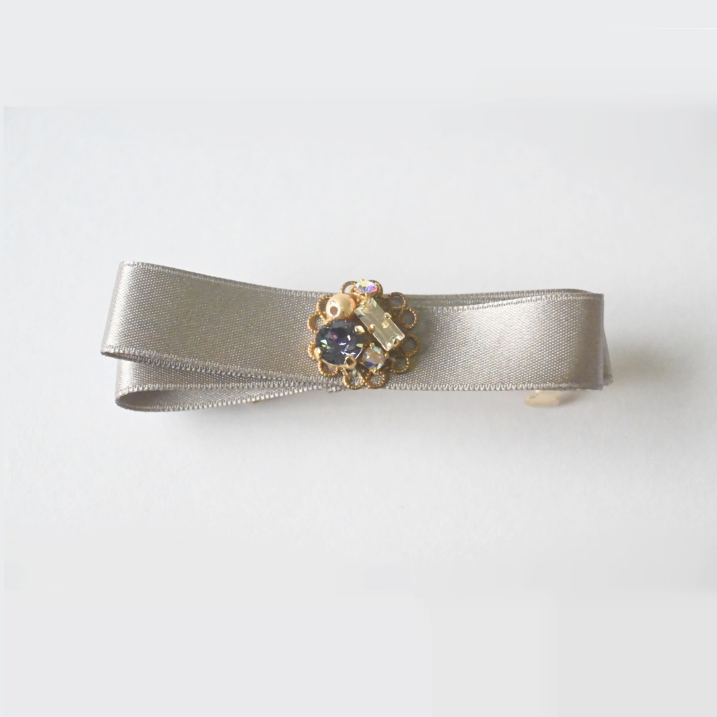 hair accessory barrette