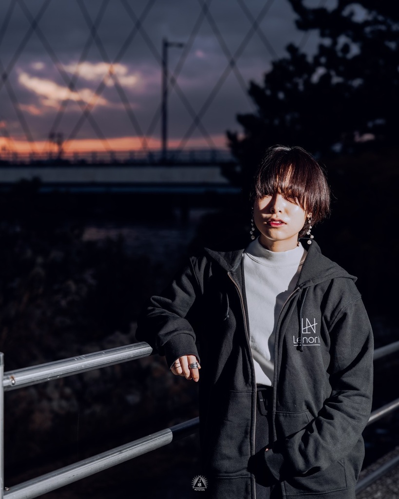 Lenoriaジップパーカー Hurt Inside ver