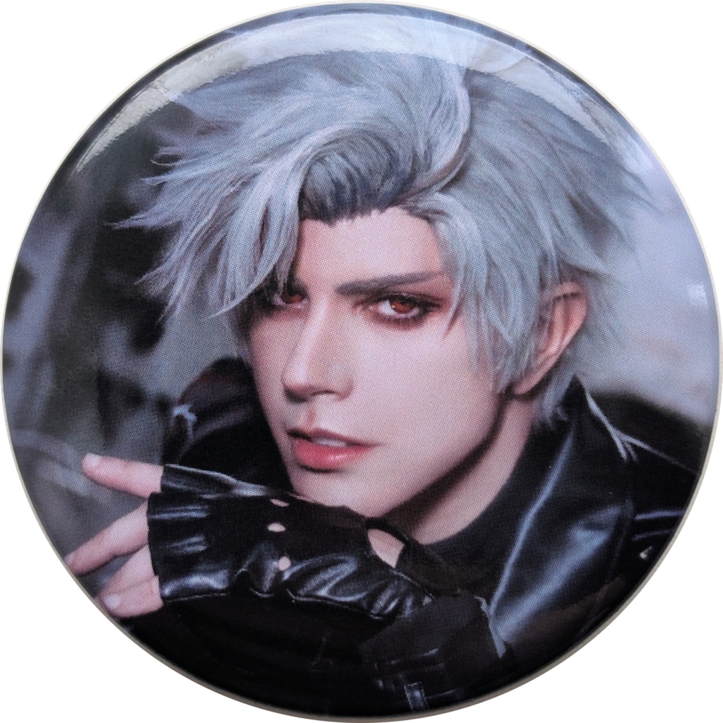 クロウコスプレの缶バッジ(複数キャラ)