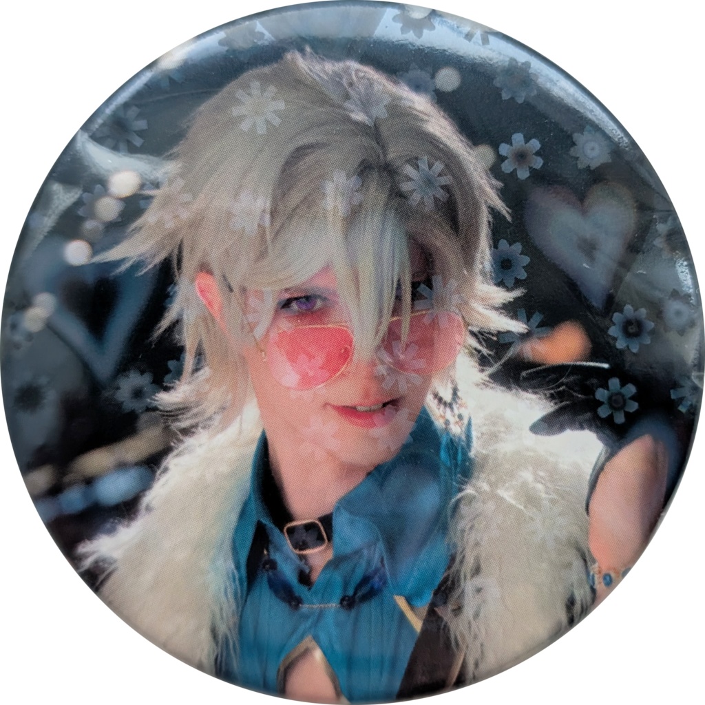 クロウコスプレの缶バッジ(複数キャラ)