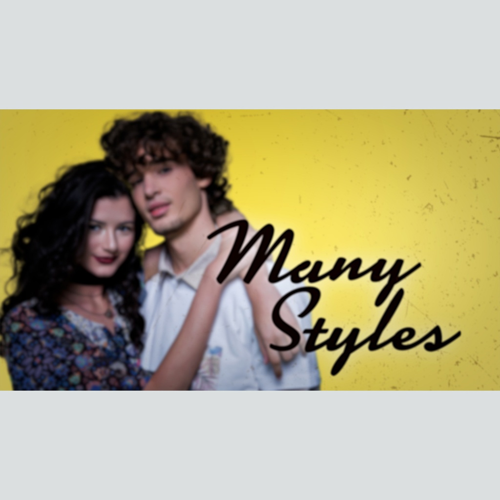 ズームするレトロなタイトル