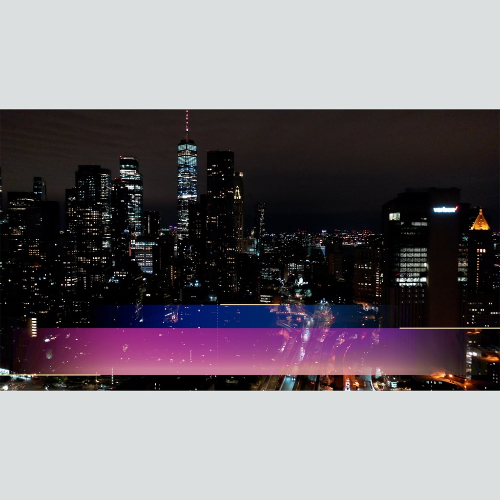 豪華なガラス風のテロップ