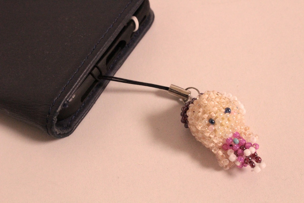 マジカルミライ2022 巡音ルカ ビーズマスコット