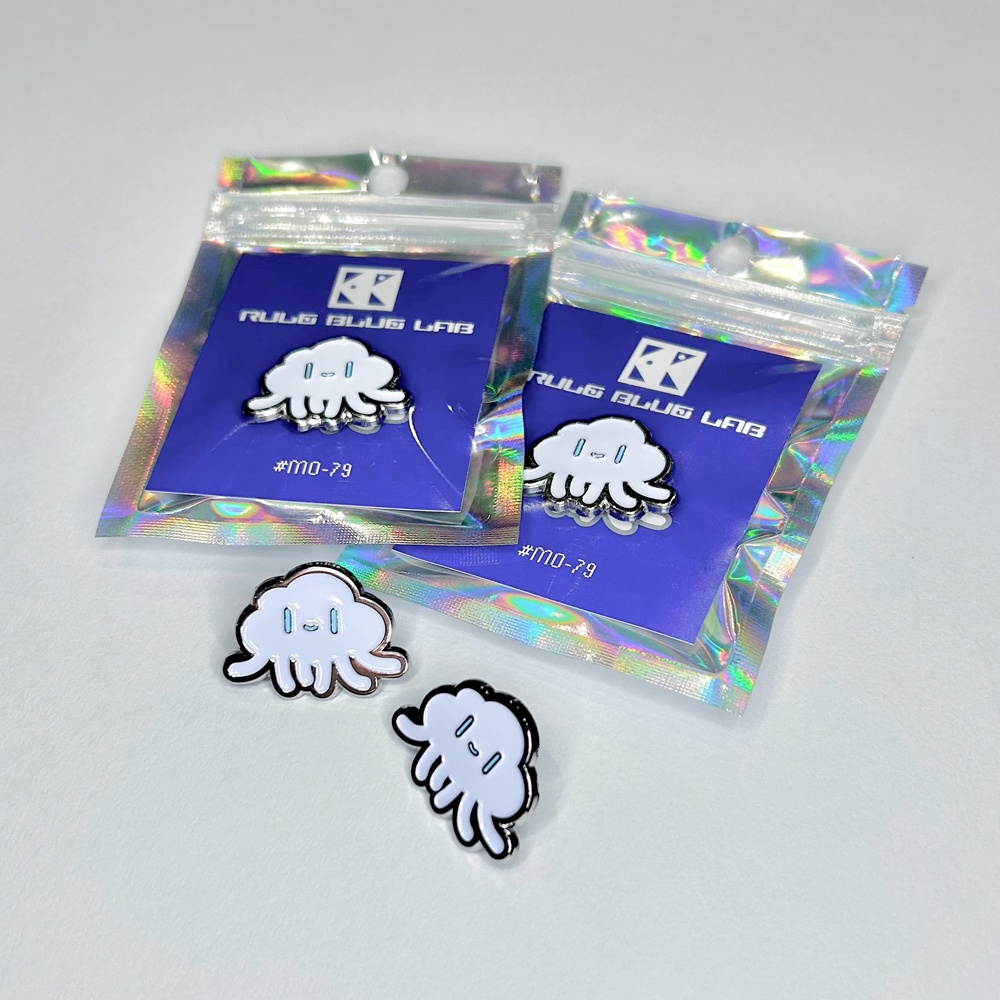 MO-79 ピンバッジ