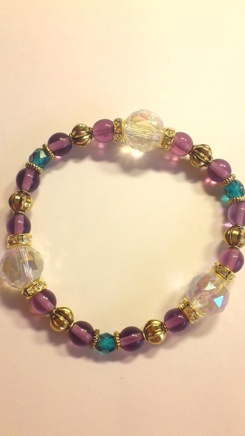 カットクリスタルのブレス