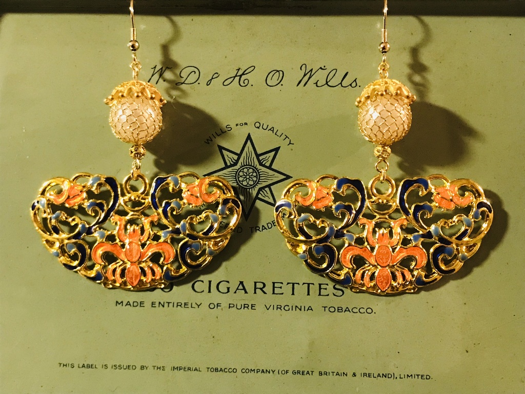 唐草模様ピアス(グリーン・オレンジ)