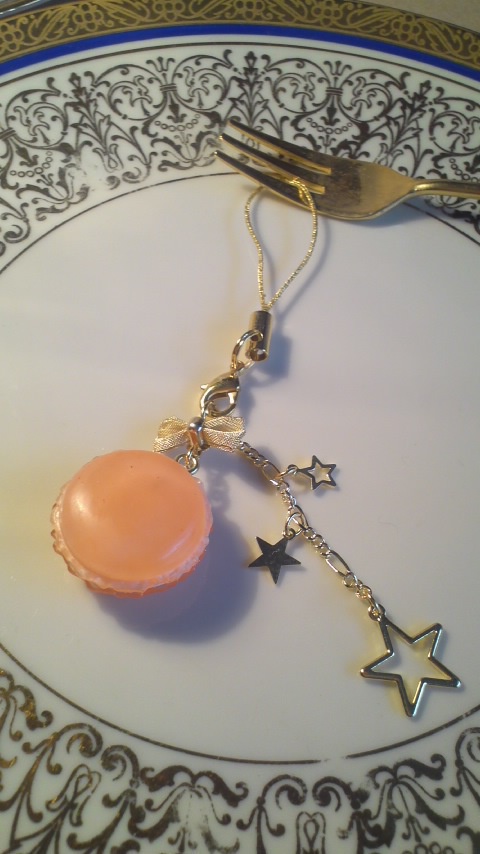 パステルカラーマカロンストラップ