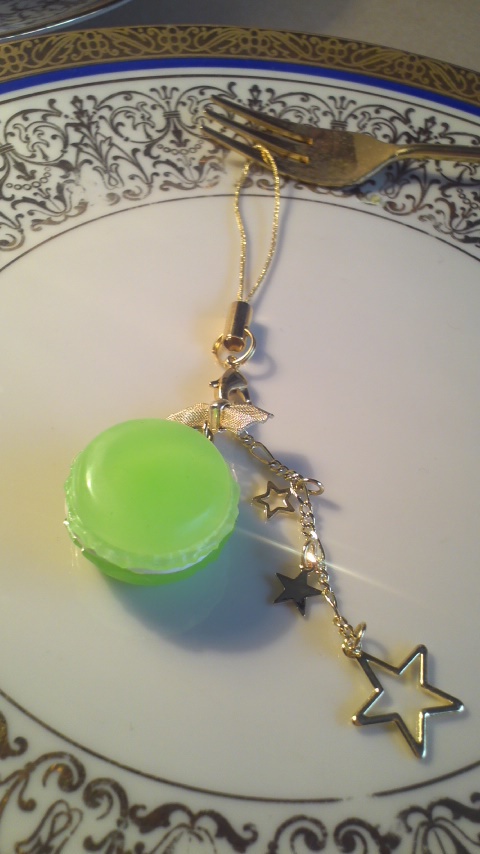 パステルカラーマカロンストラップ