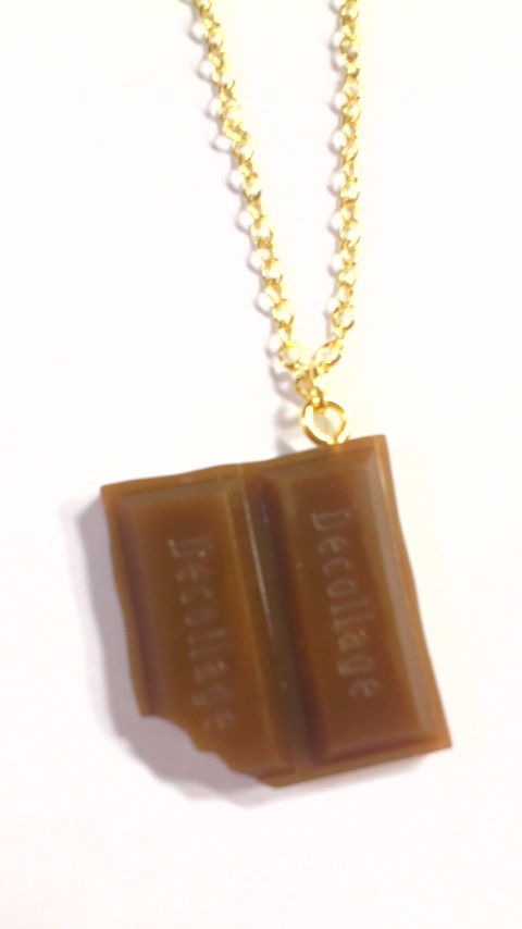 チョコレートネックレス