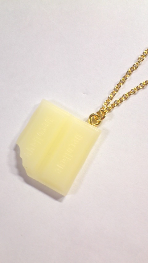 チョコレートネックレス