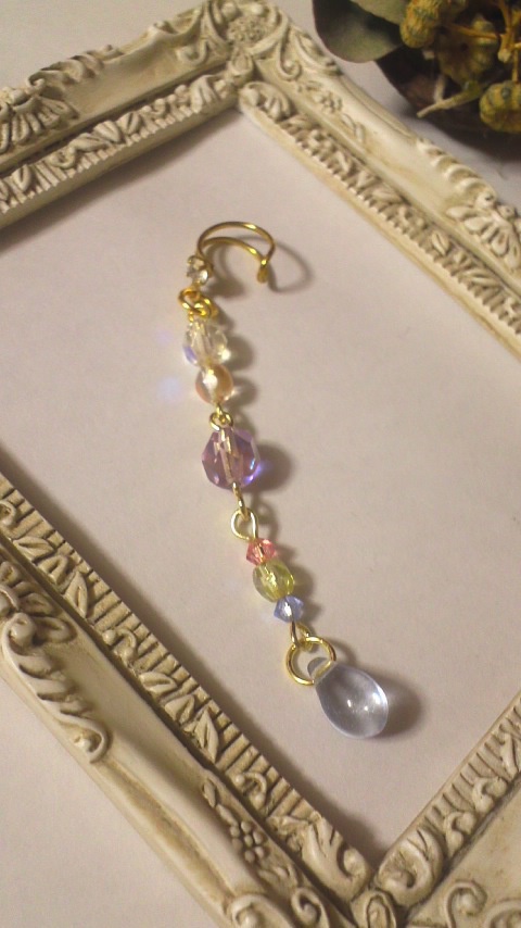 シンプルなイヤーカフ