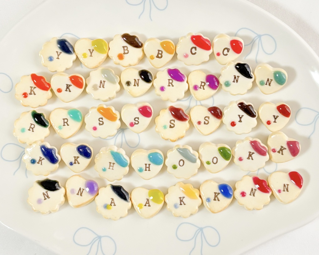 クッキーブローチ ブルロver.