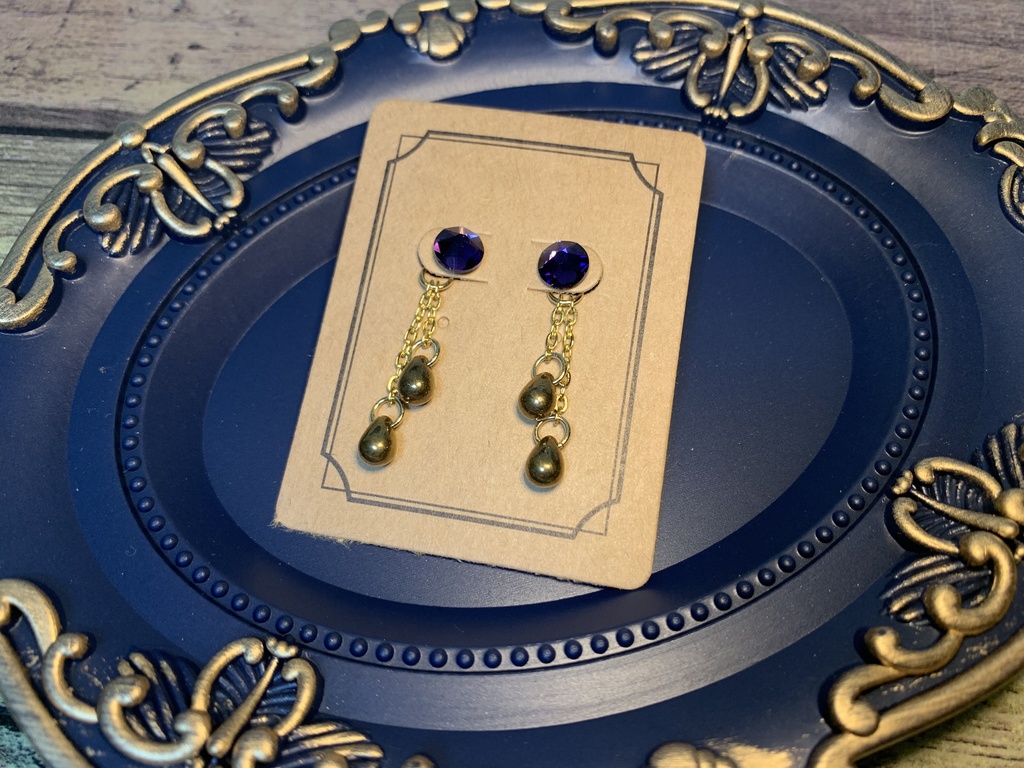 ツイステ 寮カラーチェーンピアス