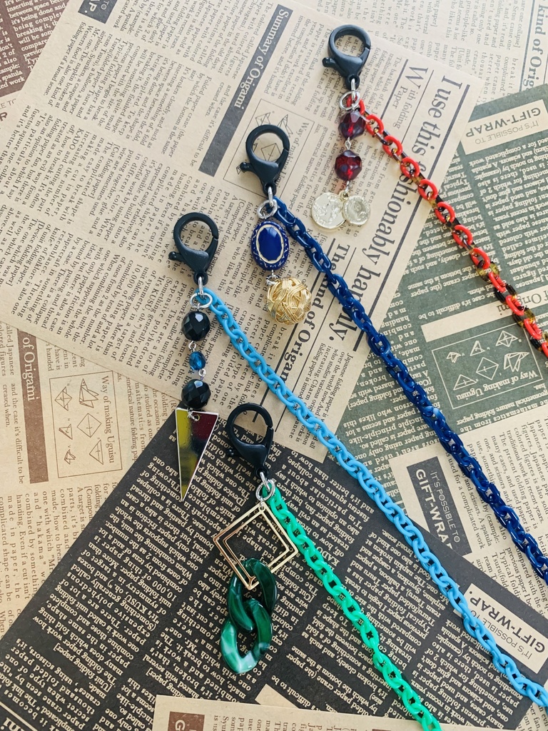 ツイステ 寮イメージマスクチェーン