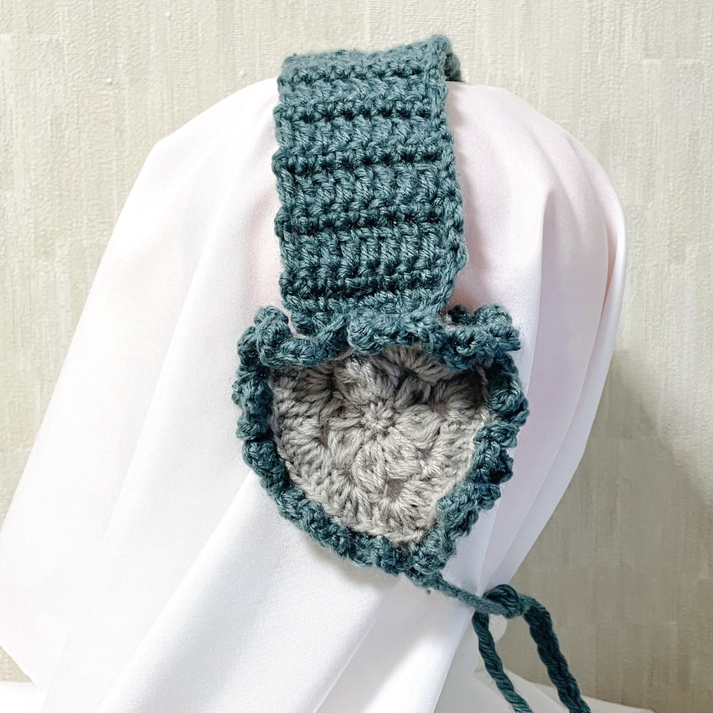 1点ものハンドメイド品 / フリルハートのイヤーマフ / 耳あて