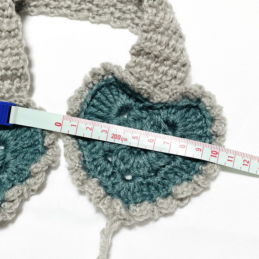 1点ものハンドメイド品 / フリルハートのイヤーマフ / 耳あて