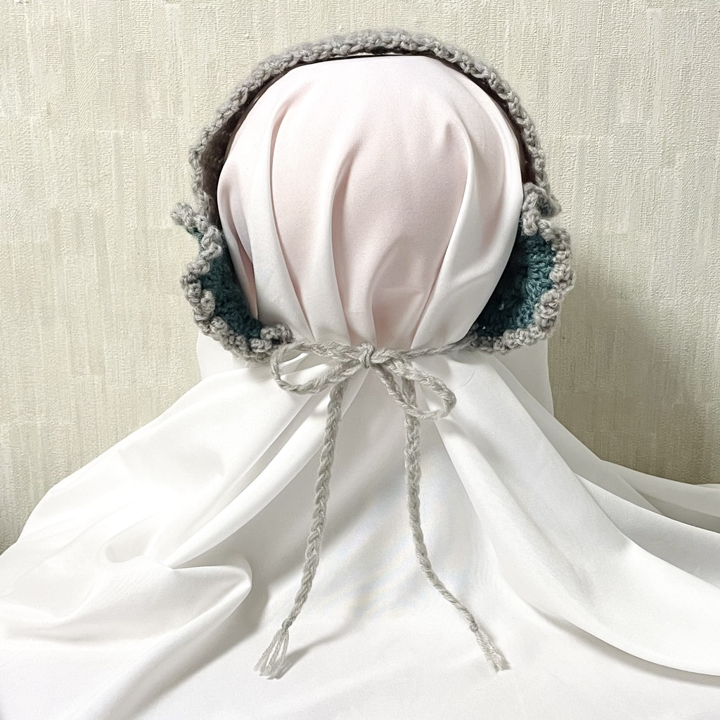 1点ものハンドメイド品 / フリルハートのイヤーマフ / 耳あて
