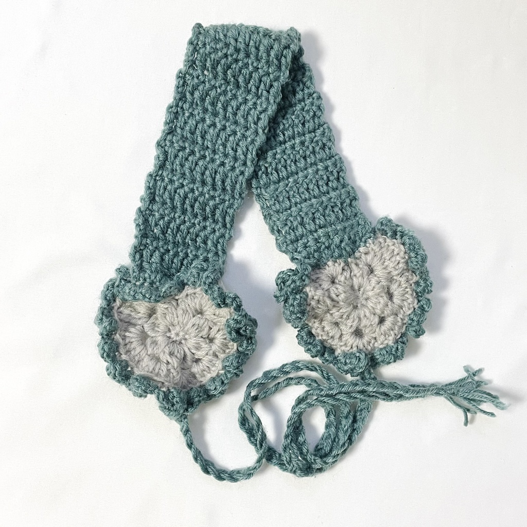 1点ものハンドメイド品 / フリルハートのイヤーマフ / 耳あて