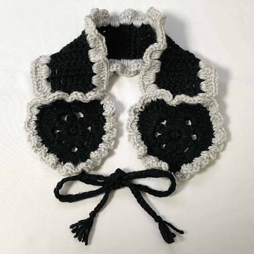 1点もの / フリルハートのイヤーマフ / ブラック×グレー/ 耳あて