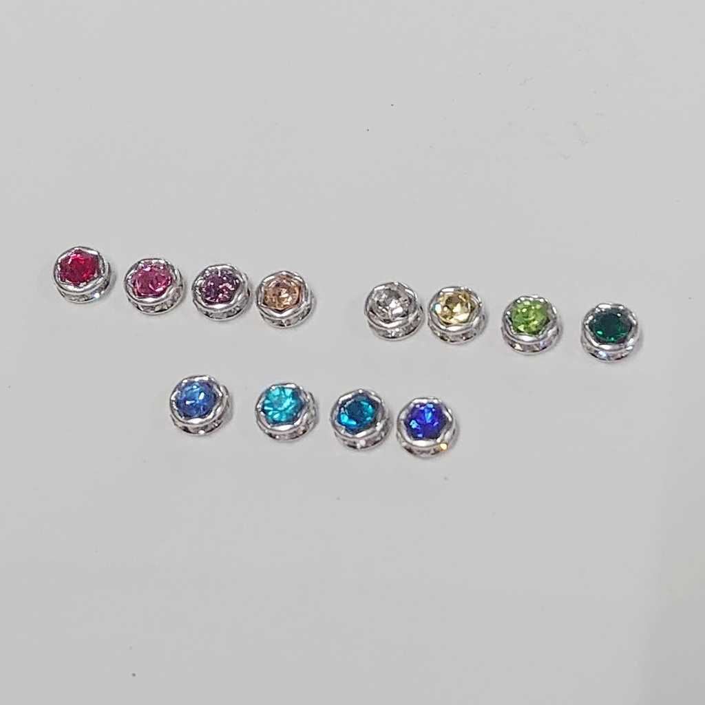 極小粒ピアス・イヤリング