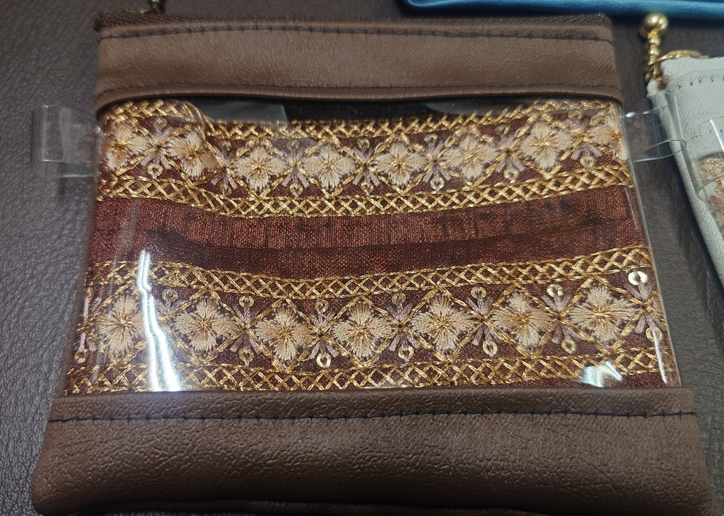 小さめほわぬいポーチ